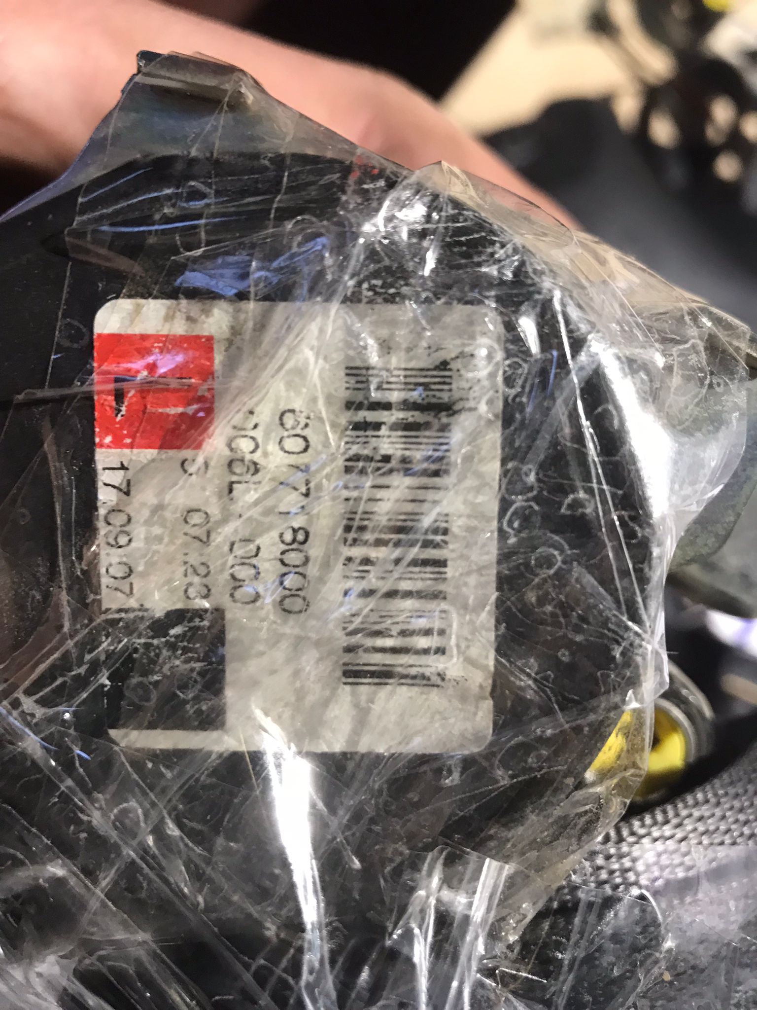 cinturon_seguridad_delantero_izquierdo_607718000_mercedes_benz_clase_a_w169_1_7_cat