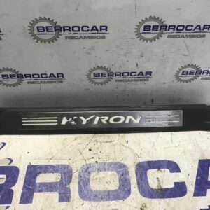 moldura_lateral_7726009000_ssangyong_kyron_2_0