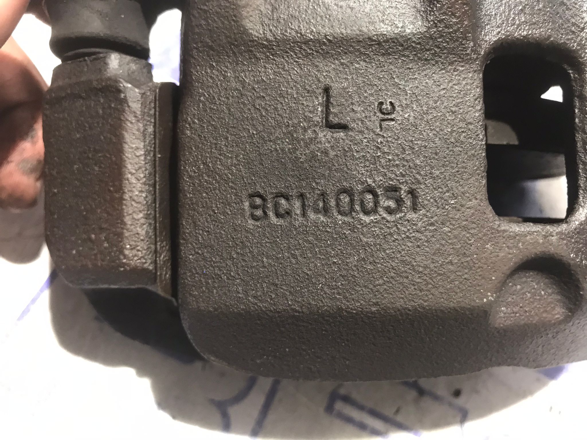 pinza_de_freno_delantera_izquierda_bc140051_hyundai_getz_tb_1_1_12v_cat