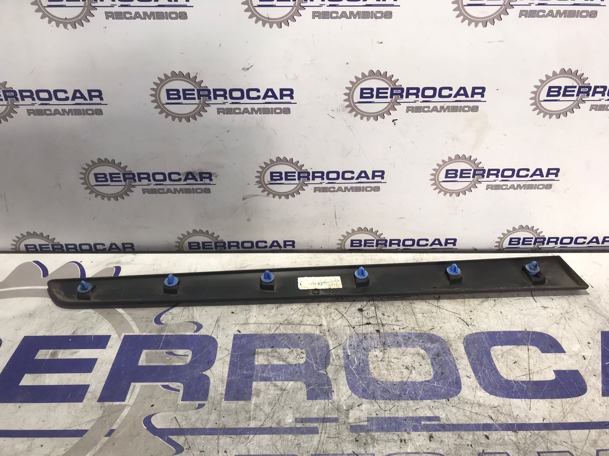 moldura_lateral_808211241r_renault_kangoo_1_5_dci_diesel_fap