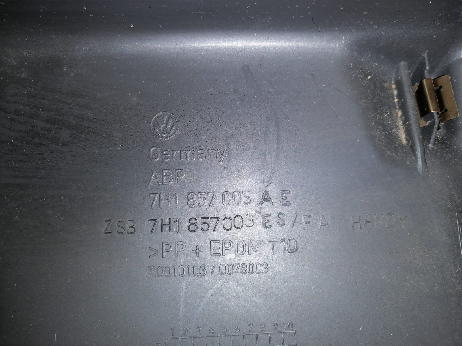 salpicadero_7h1857005_volkswagen_t5_bus_1_9_tdi_cat_axb