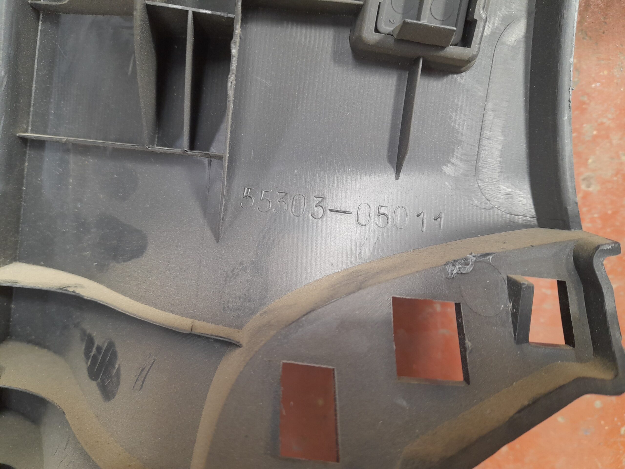 salpicadero_5530205010b0_toyota_avensis_berlina_t25_1_8_16v_cat