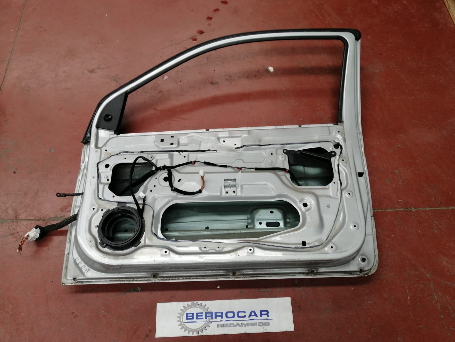 puerta_delantera_derecha_760031c221_hyundai_getz_tb_1_1_12v_cat