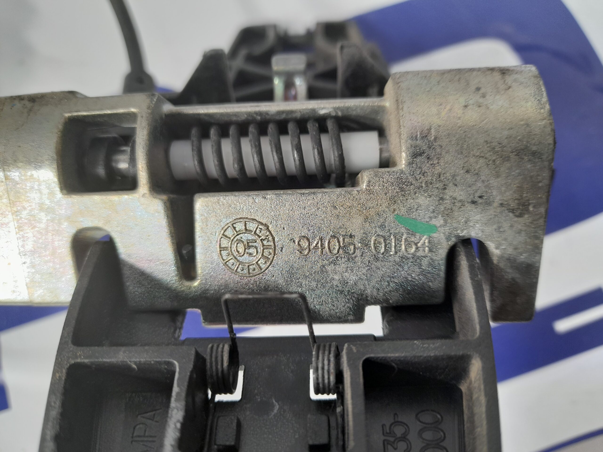 cerradura_puerta_delantera_derecha_94050164_land_rover_discovery