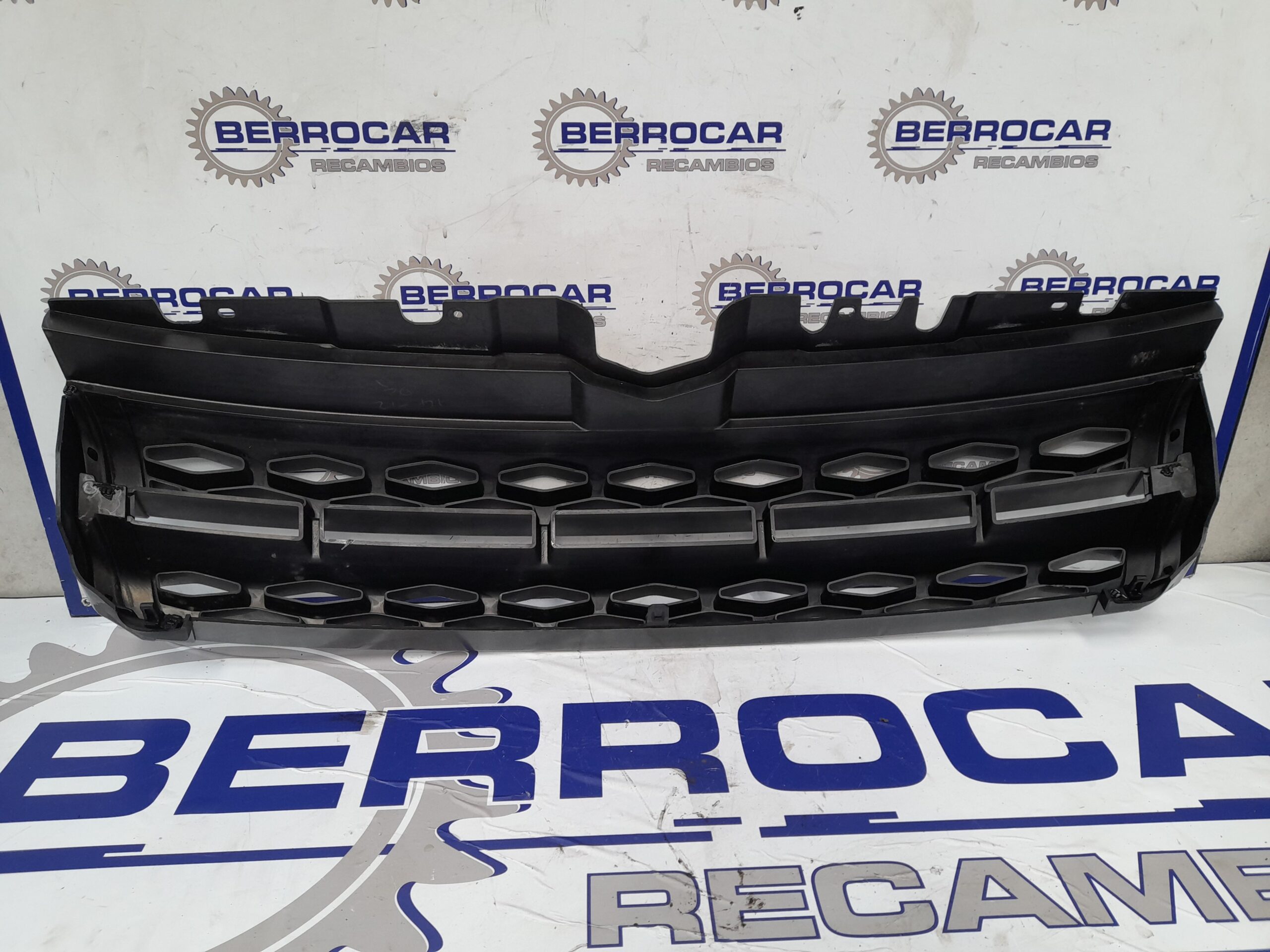 rejilla_delantera_bj328b189a1682b_land_rover_evoque