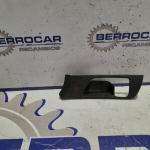 moldura_lateral_6761605020_toyota_avensis_berlina_t25_1_8_16v_cat