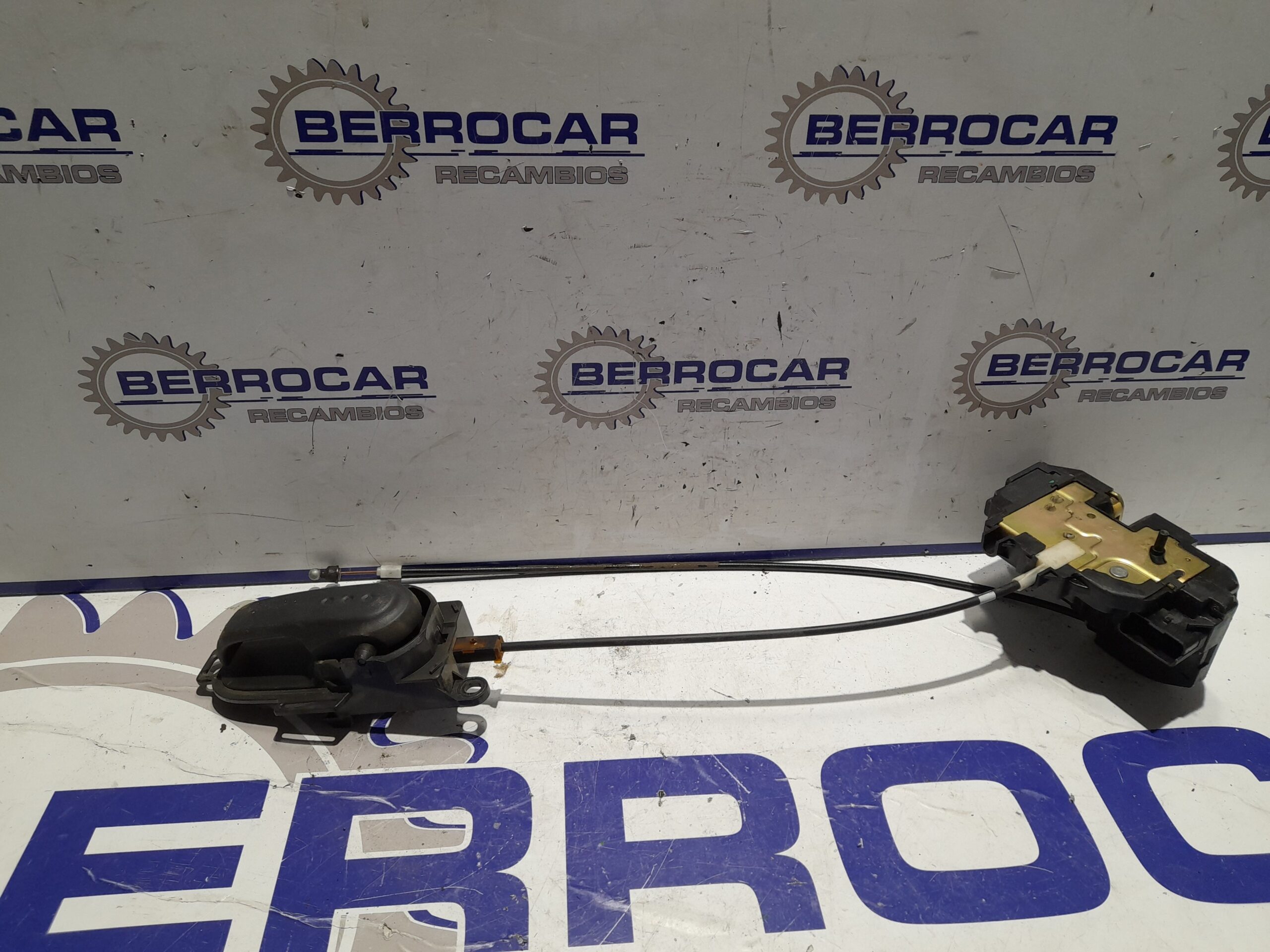cerradura_puerta_delantera_derecha_80670ax603_nissan_micra_k12e_1_2_cat