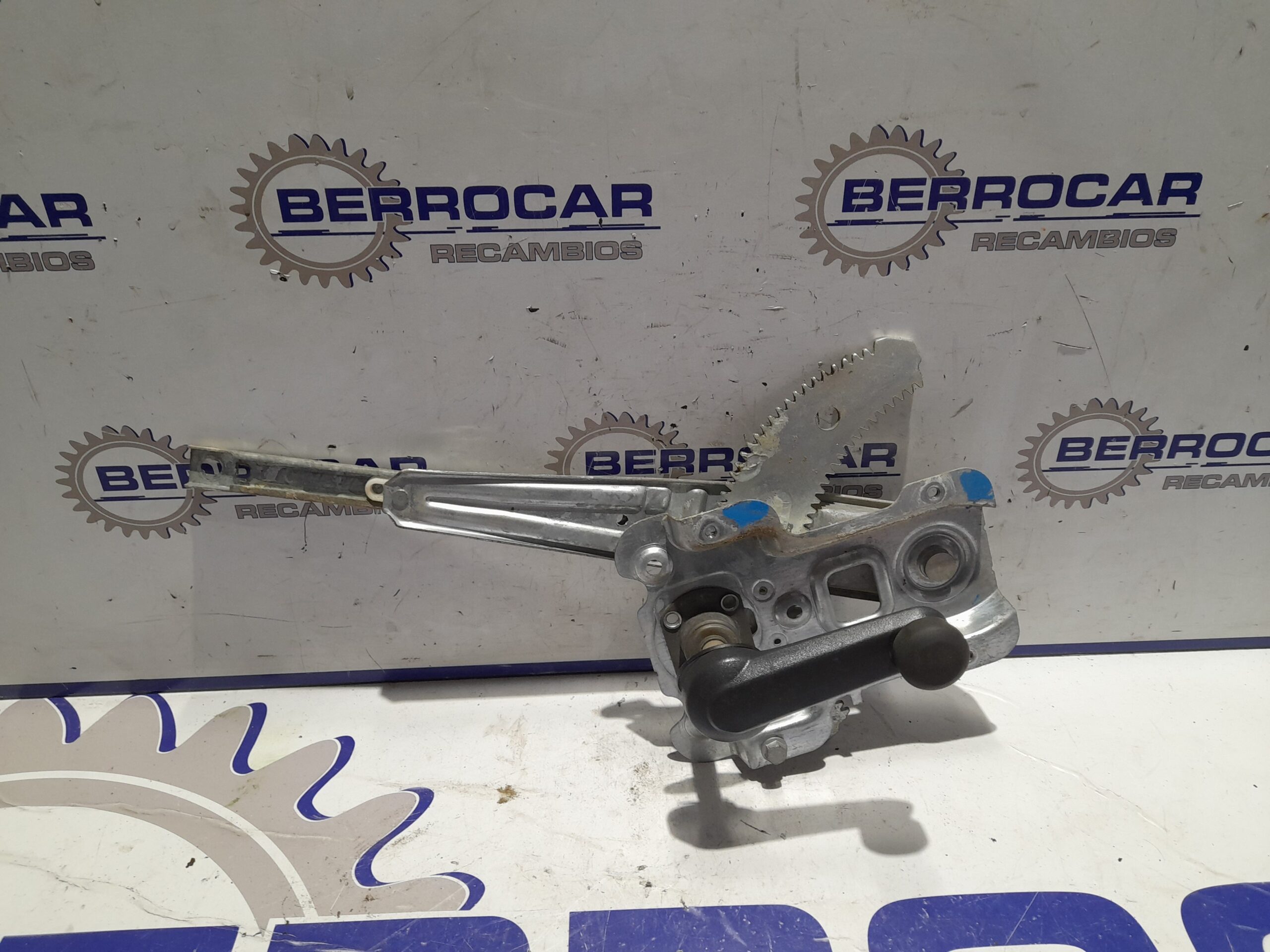 elevalunas_trasero_derecho_82720ax110_nissan_micra_k12e_1_2_cat