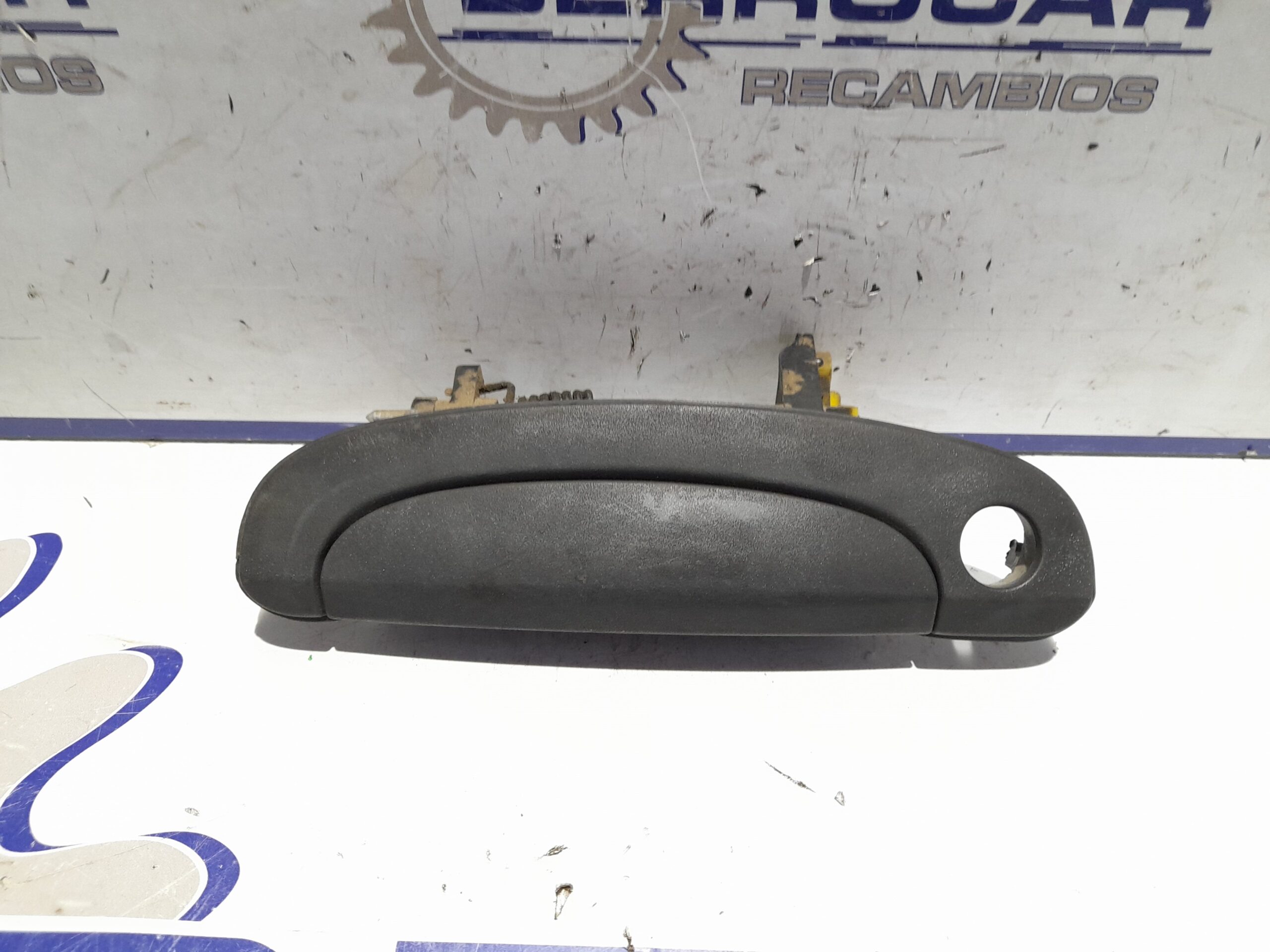 maneta_exterior_delantera_izquierda_826501c00050_hyundai_getz_tb_1_1_12v_cat