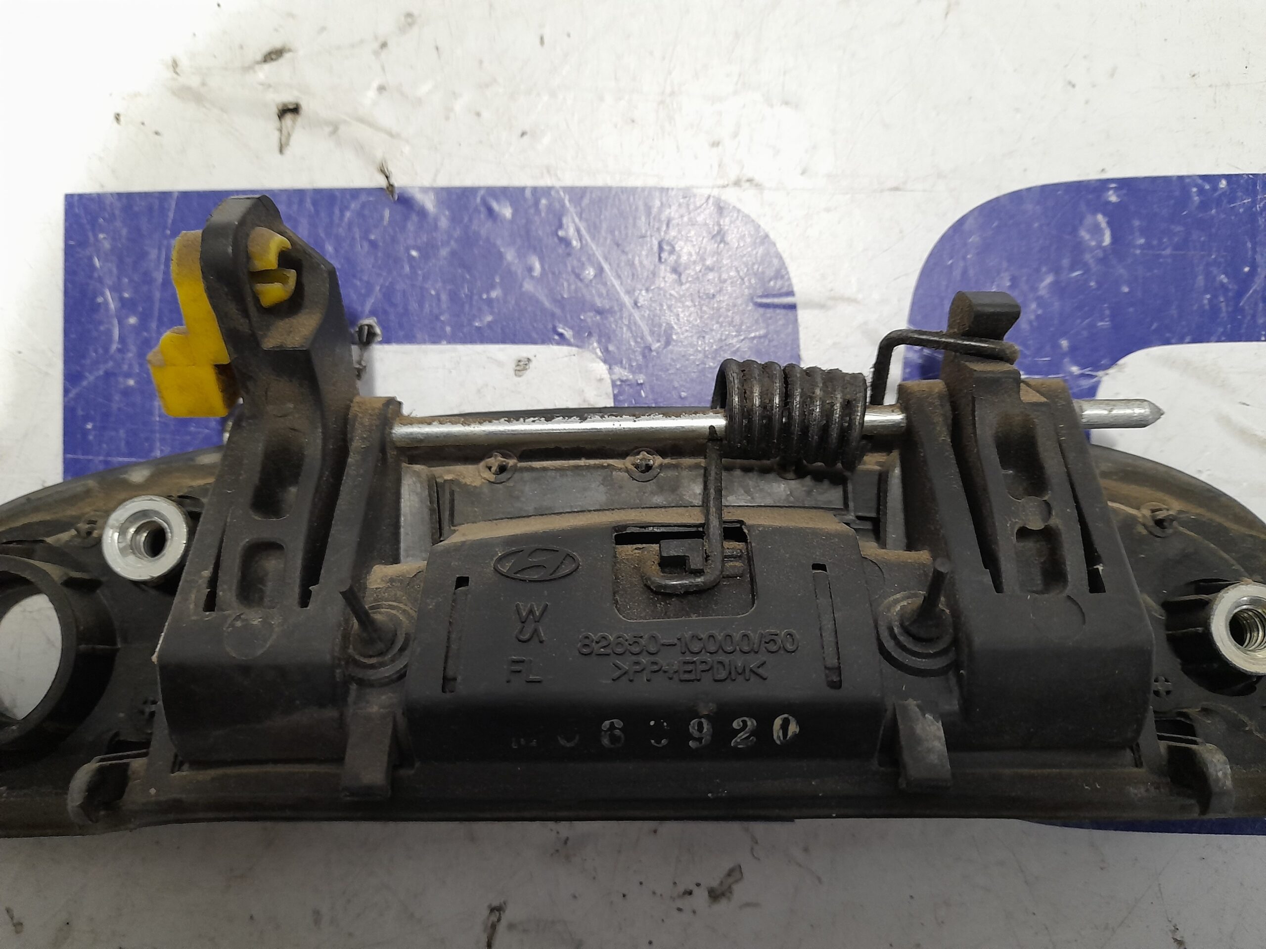 maneta_exterior_delantera_izquierda_826501c00050_hyundai_getz_tb_1_1_12v_cat