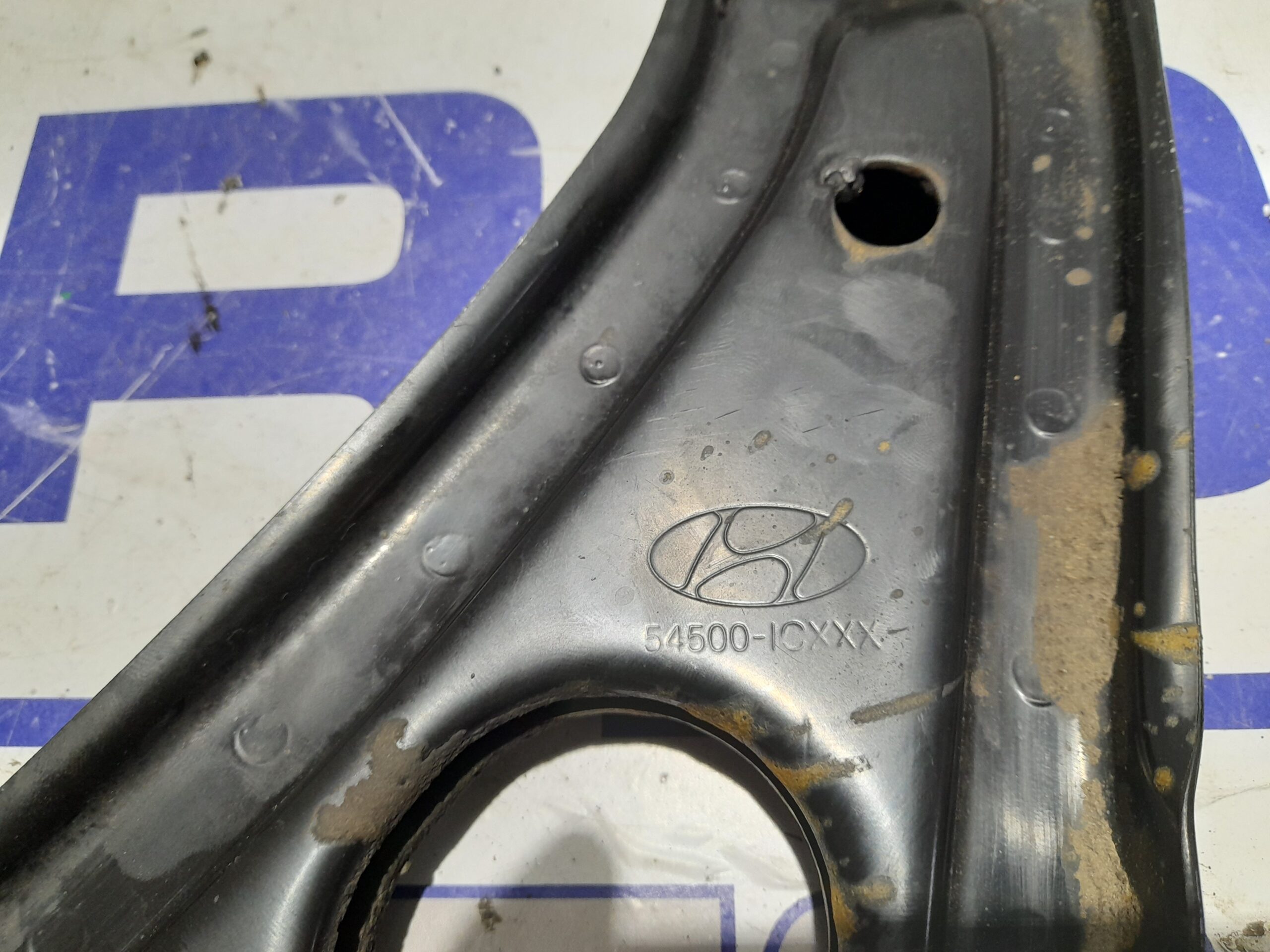 brazo_suspension_inferior_delantero_izquierdo_545001cxxx_hyundai_getz_tb_1_1_12v_cat