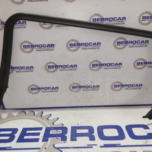 moldura_lateral_opel_insignia_berlina_2_0_16v_cdti