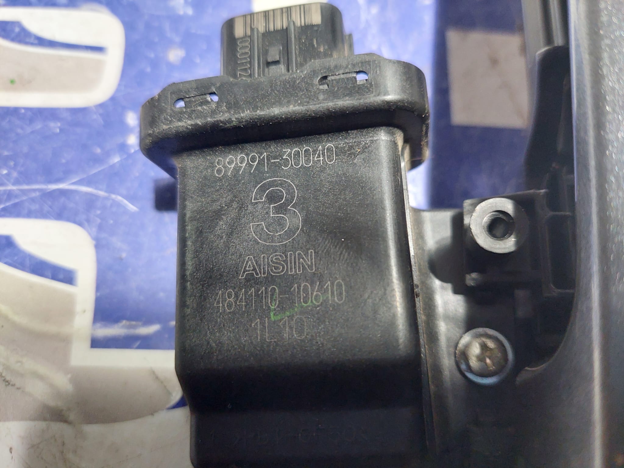 maneta_exterior_delantera_izquierda_8999130040_toyota_rav_4_2_2_d_4d_cat