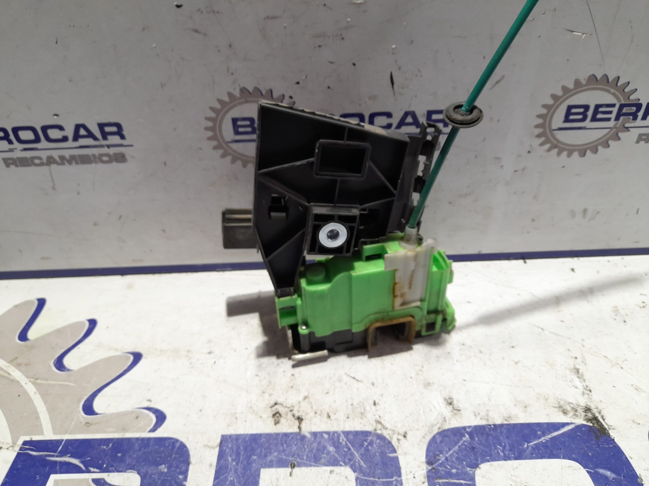 cerradura_puerta_delantera_derecha_50525349_alfa_romeo_giulietta_191_1_6_jtdm_cat