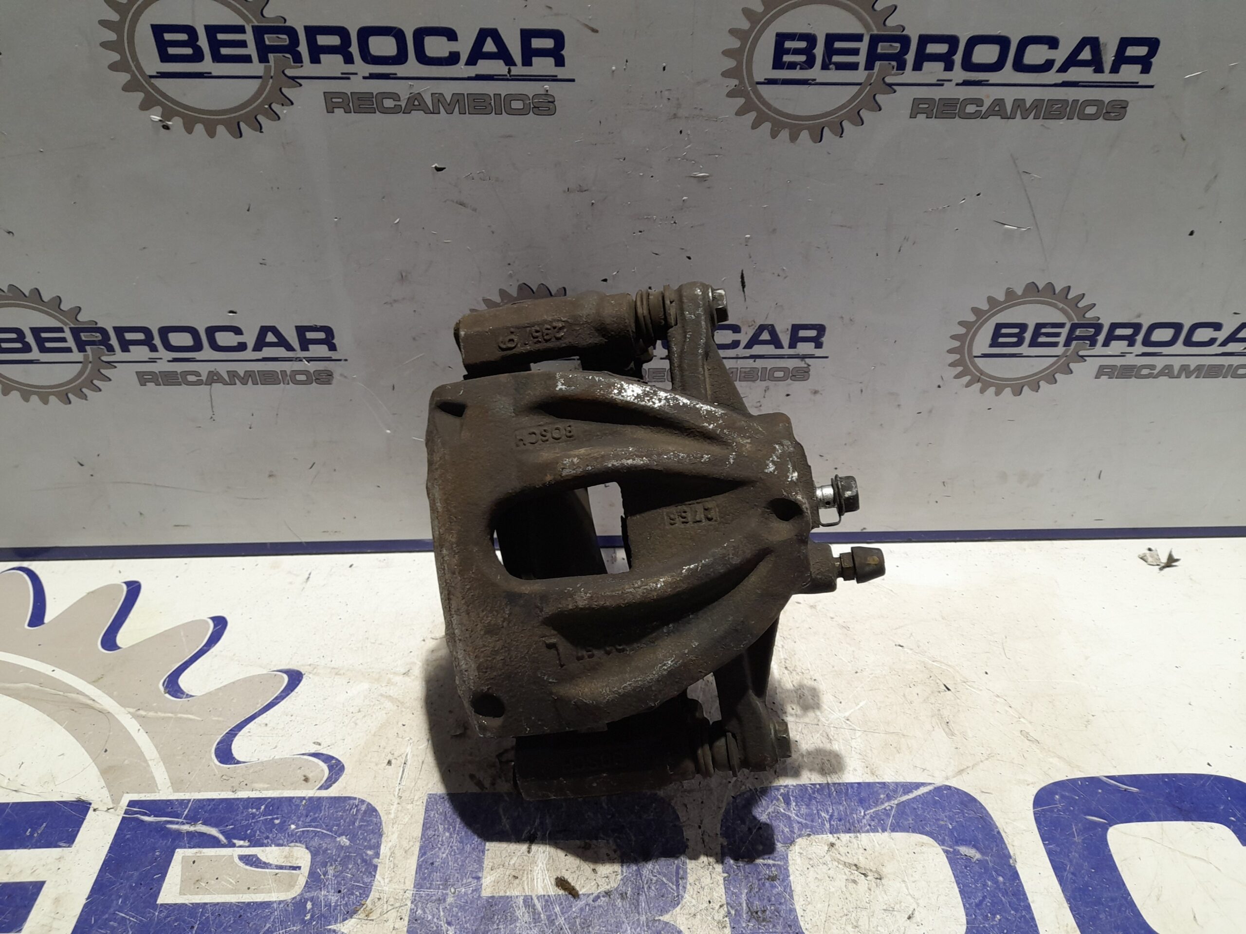 pinza_de_freno_delantera_izquierda_y01333g_toyota_corolla_e12_1_4_turbodiesel_cat