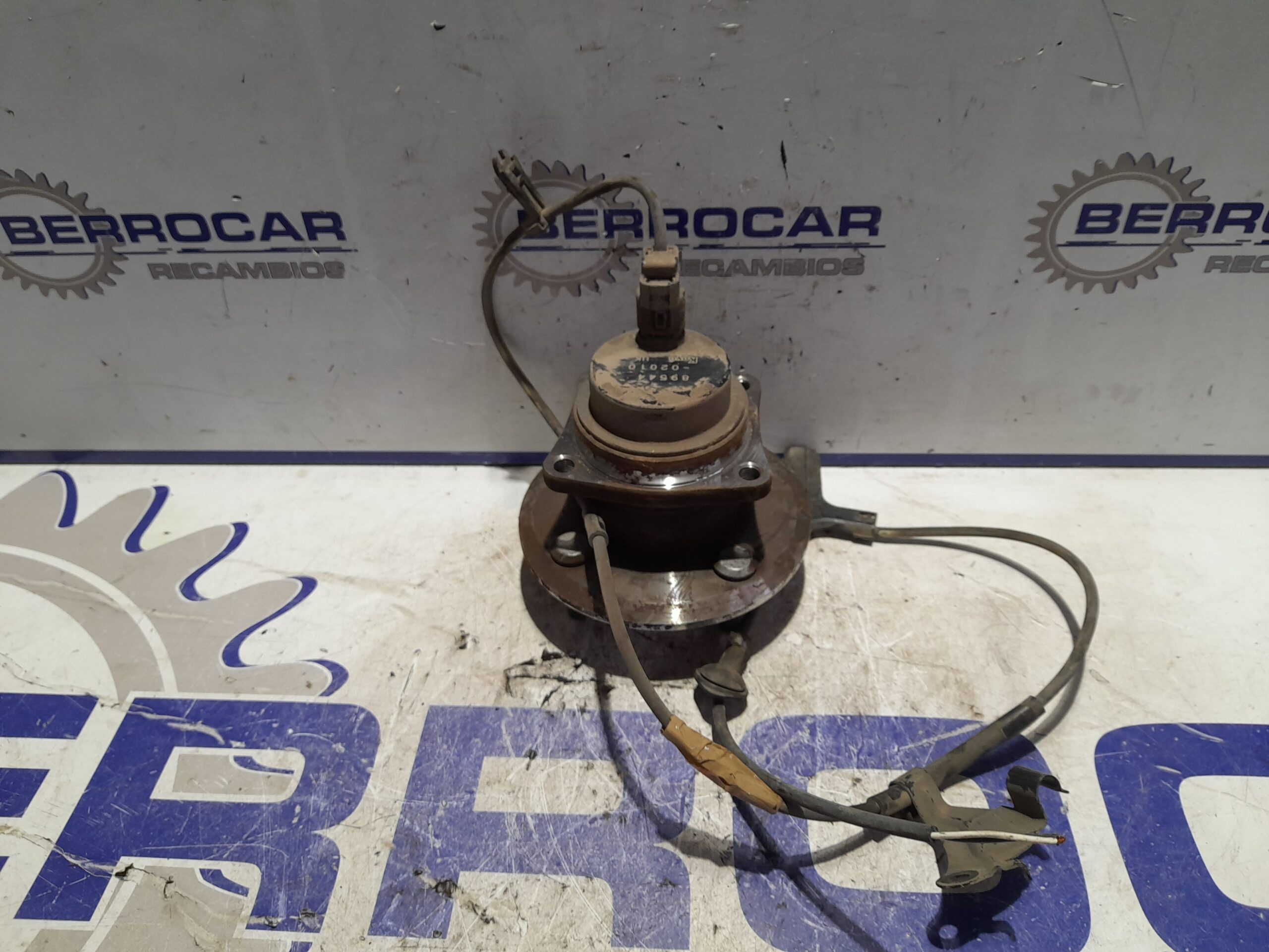 mangueta_trasera_derecha_8954402010_toyota_corolla_e12_1_4_turbodiesel_cat