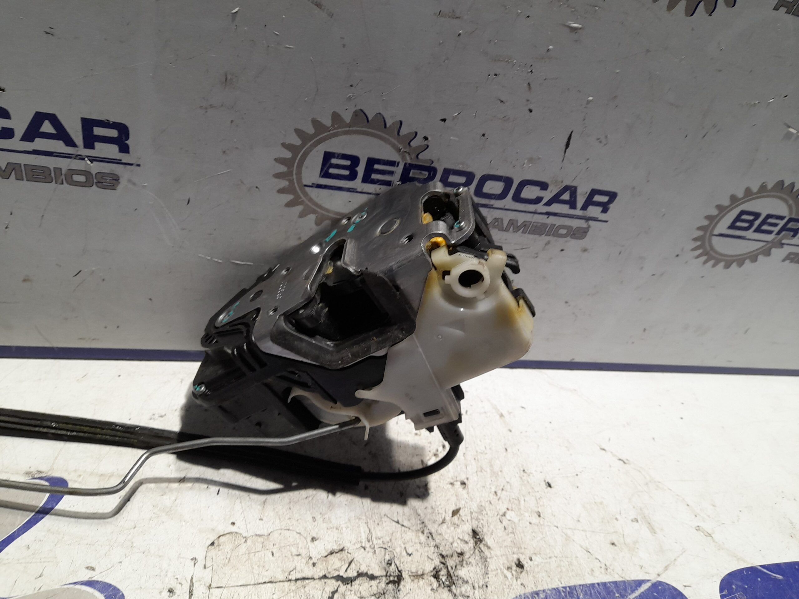 cerradura_puerta_delantera_derecha_13503802_opel_insignia_berlina_2_0_16v_cdti