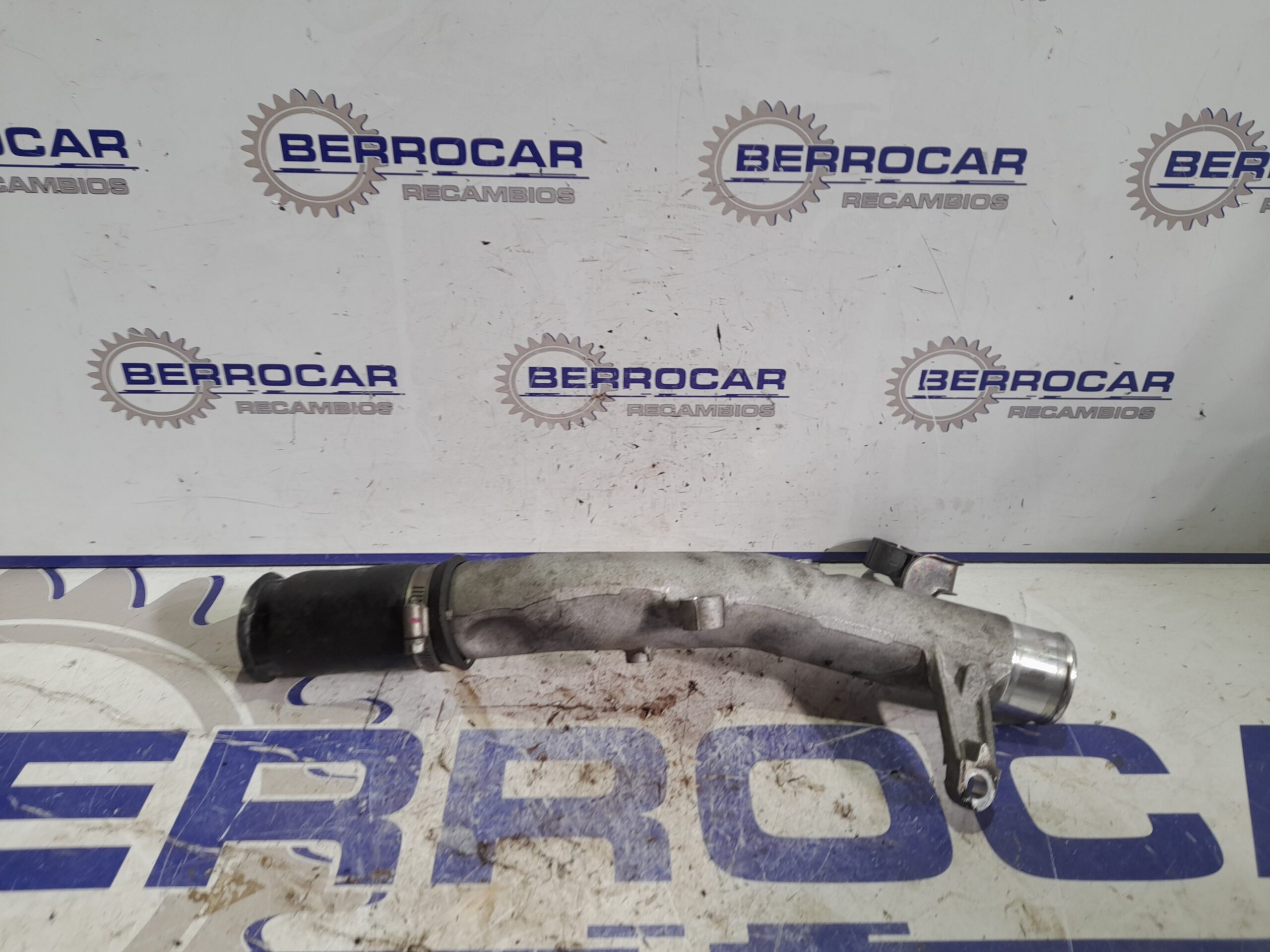 tubo_162780r010_toyota_corolla_verso_r1_2_2_d_cat