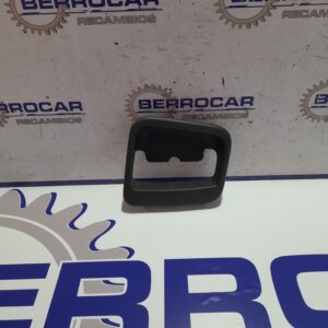 moldura_lateral_9809921677_peugeot_expert_furgon_1_6_blue_hdi_fap