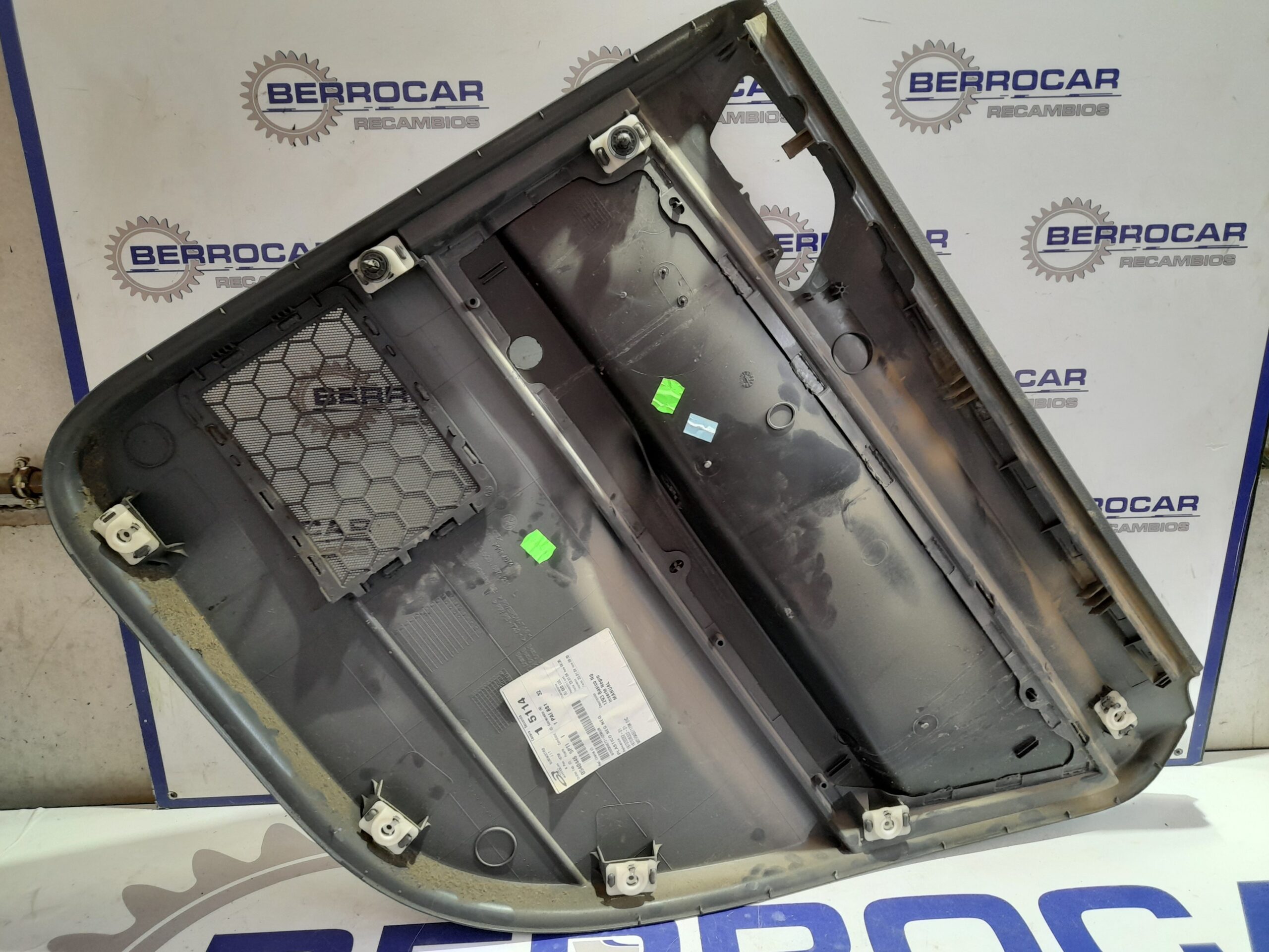 guarnecido_puerta_trasera_izquierda_6q6867211_volkswagen_polo_9n1_1_2