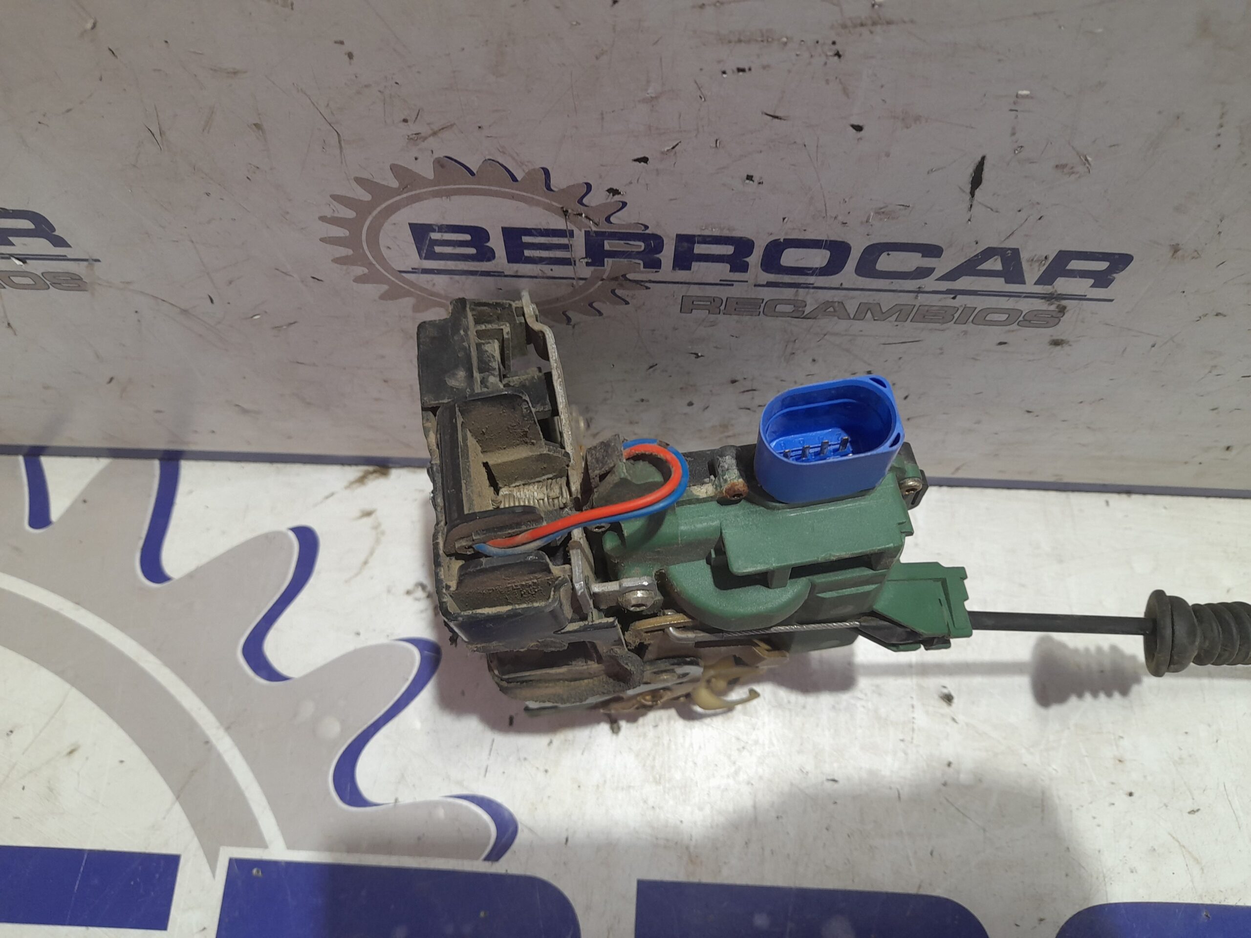 cerradura_puerta_delantera_derecha_16bq3b1837016bq_volkswagen_polo_9n1_1_2