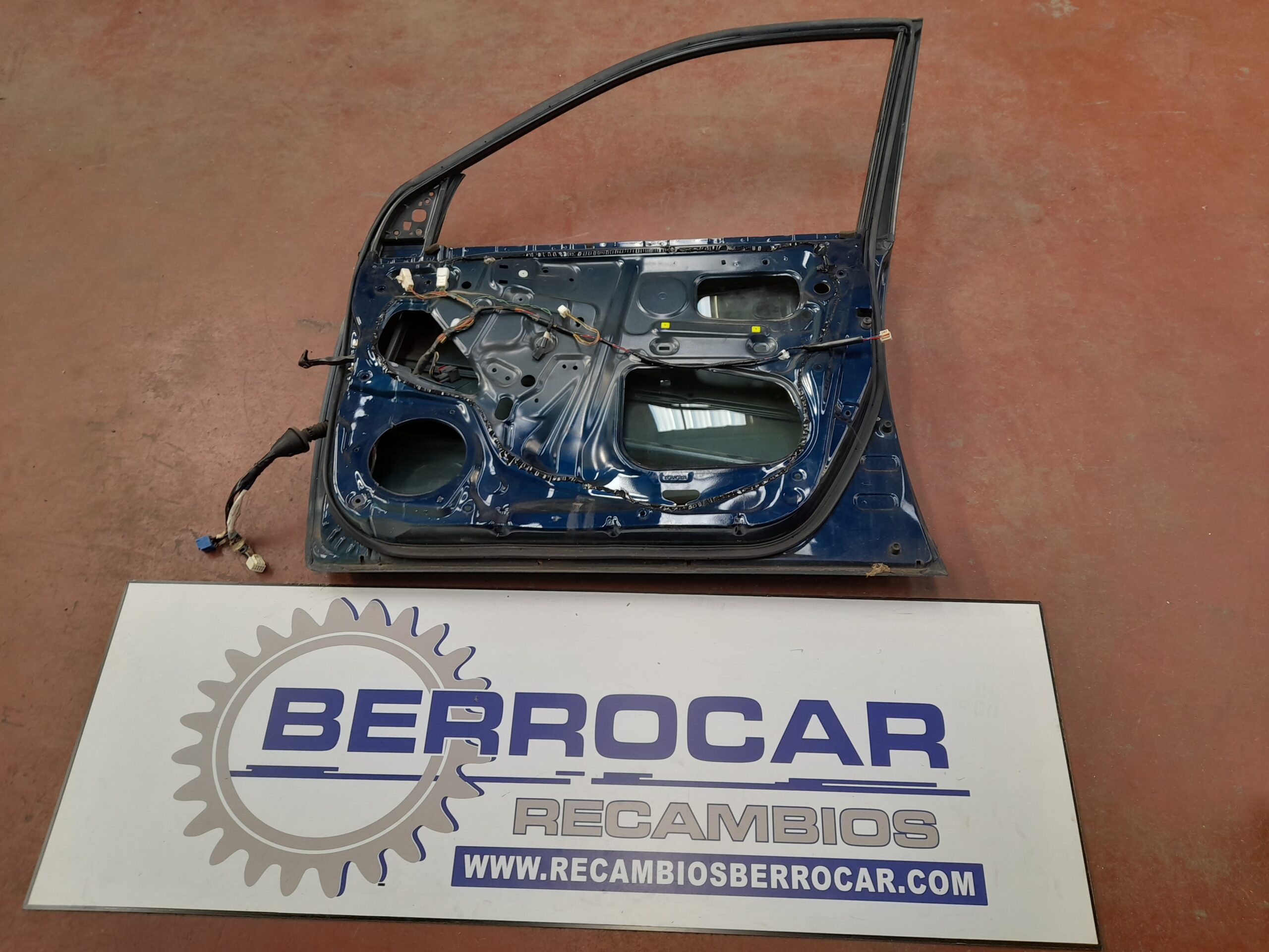 puerta_delantera_derecha_6700102171_toyota_corolla_e12_1_4_turbodiesel_cat