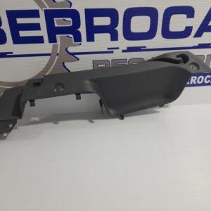 molduras_traseras_799110016r_renault_megane_iii_sport_tourer