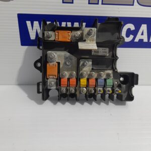 caja_reles_fusibles_5801585977_iveco_daily_furgon_2_3_diesel_cat