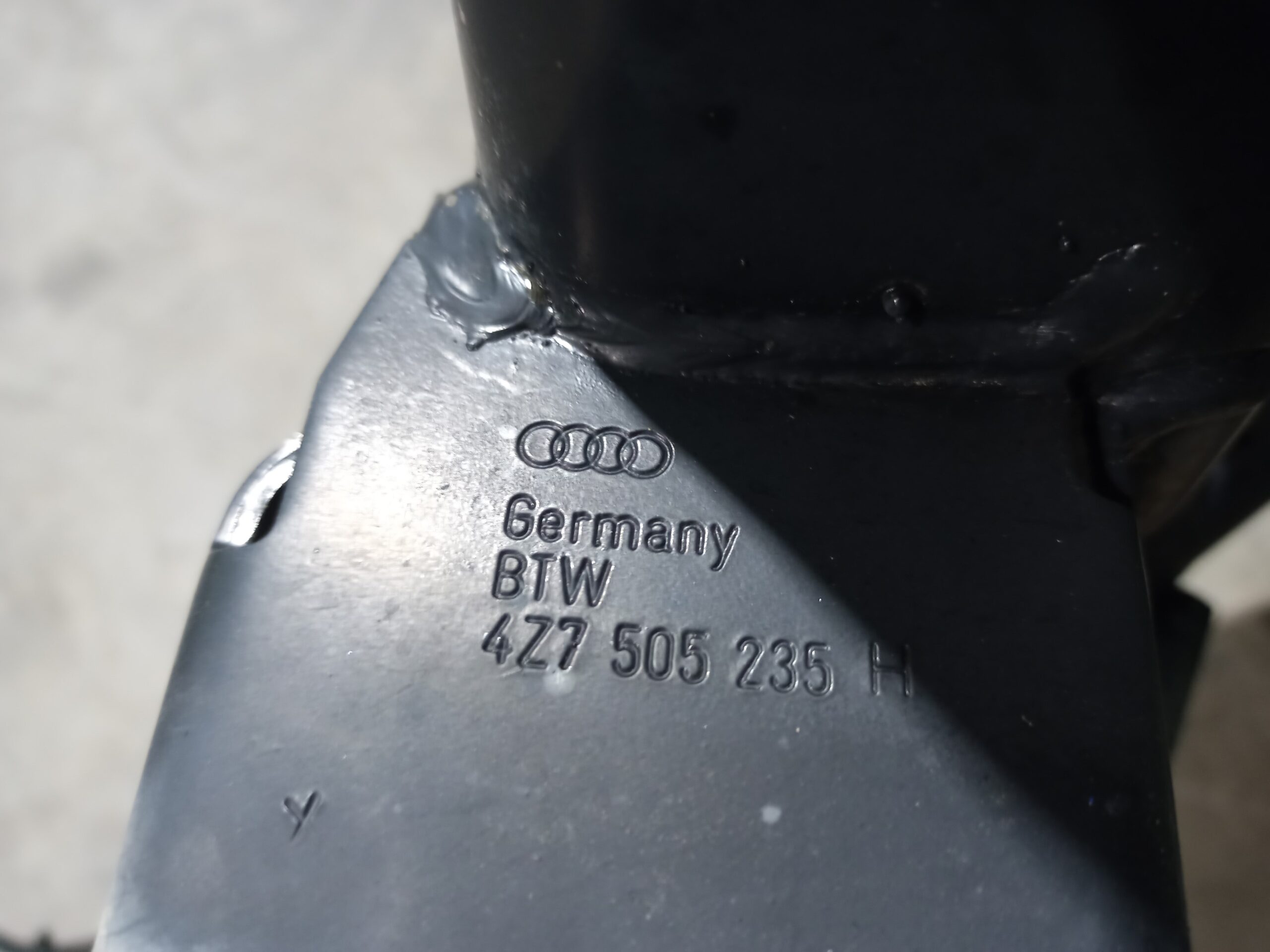 puente_trasero_4z7505235_audi_a6_berlina_4b2_2_5_tdi_quattro