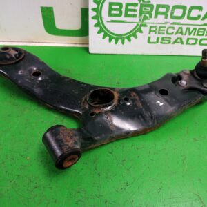 brazo_suspension_delantero_izquierdo_4806902130_toyota_auris_touring_sports_e18_active