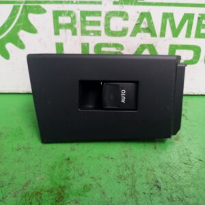 mando_elevalunas_trasero_izquierdo_7427202630_8481002140_toyota_auris_touring_sports_e18_active