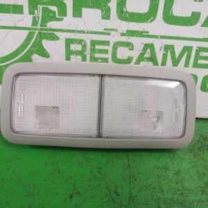 luz_interior_8125005030_toyota_auris_touring_sports_e18_active