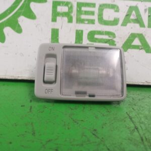 luz_interior_8134002030b0_toyota_auris_touring_sports_e18_active