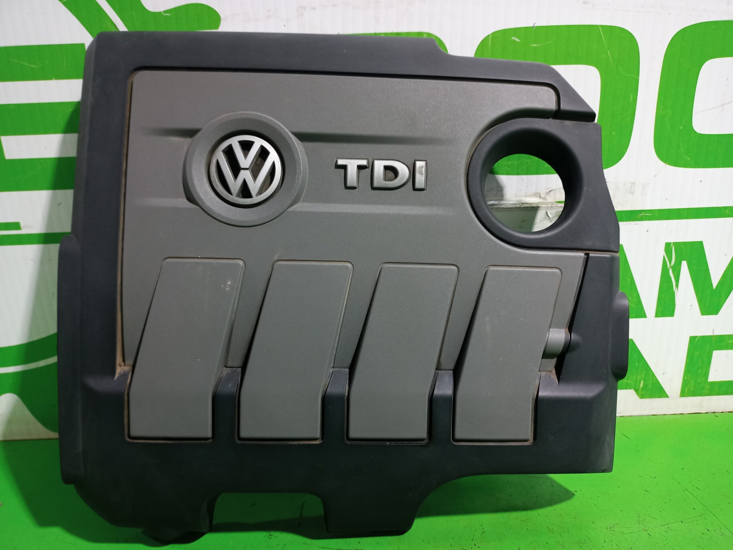 cubierta_motor_03l103925ar_volkswagen_golf_vi_5k1_advance