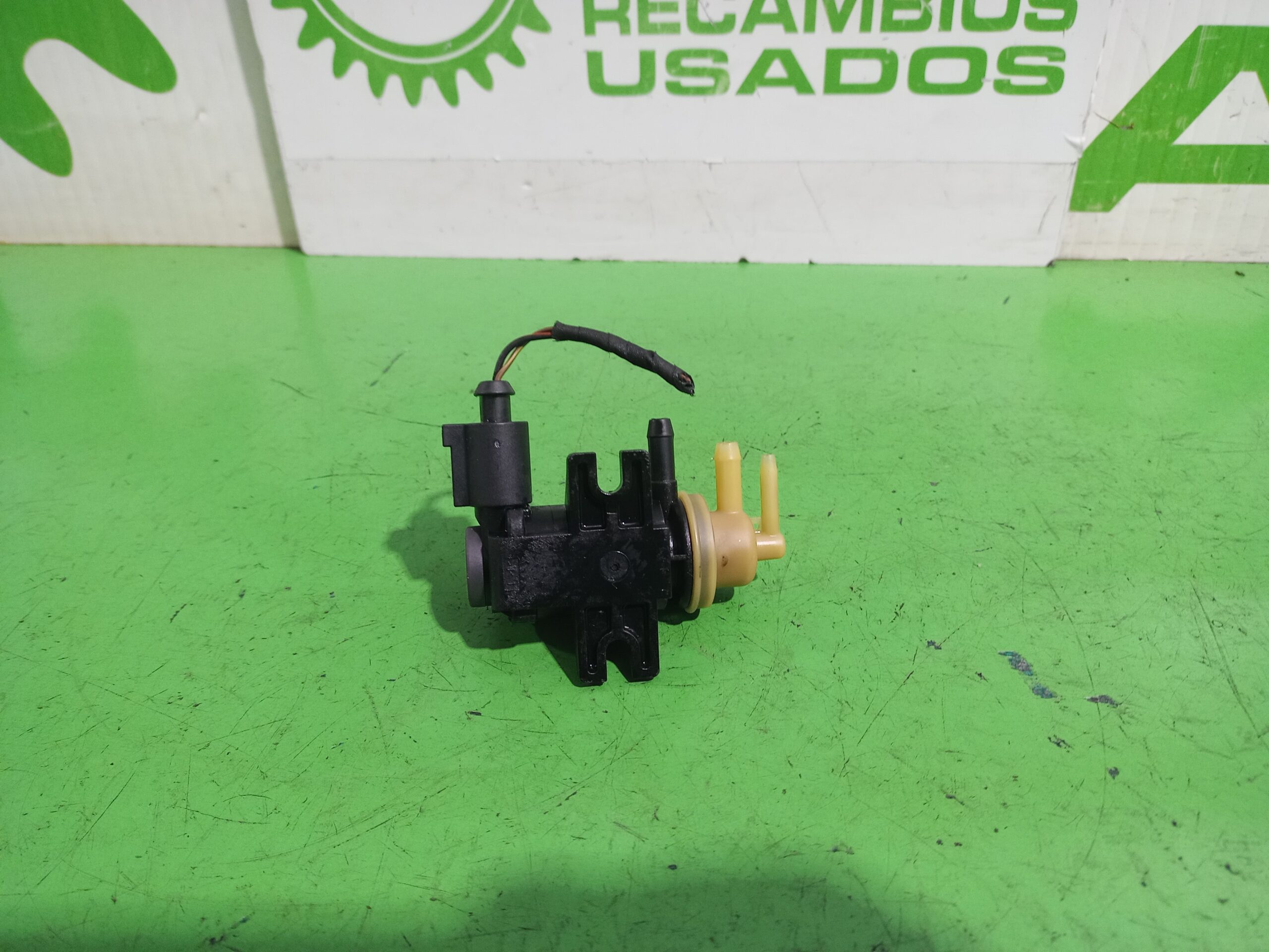 valvula_aire_adicional_1k0906627b_volkswagen_golf_vi_5k1_advance