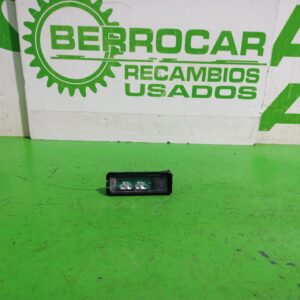 piloto_matricula_1k8943021c_volkswagen_golf_vi_5k1_advance