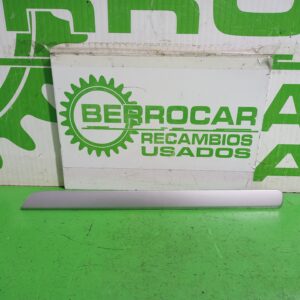 moldura_5k1858415b_volkswagen_golf_vi_5k1_advance