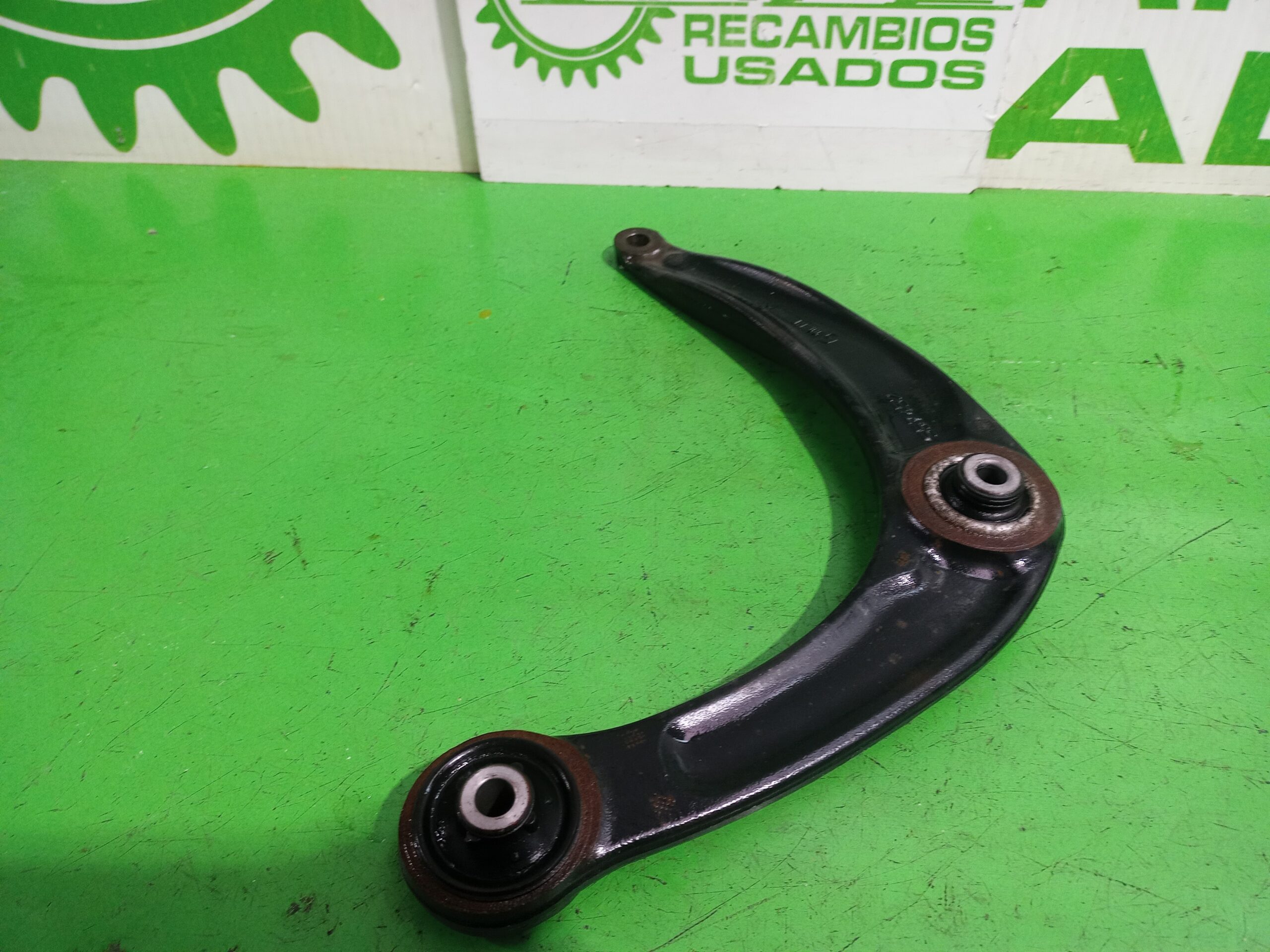 brazo_suspension_inferior_delantero_izquierdo_3520s2_citr_n_c4_grand_picasso_exclusive