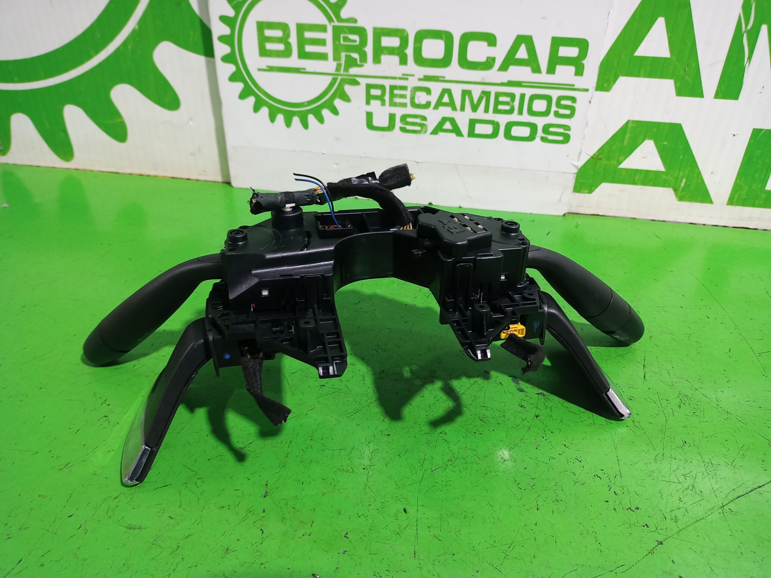 mando_multifuncion_96644965xt_citr_n_c4_grand_picasso_exclusive