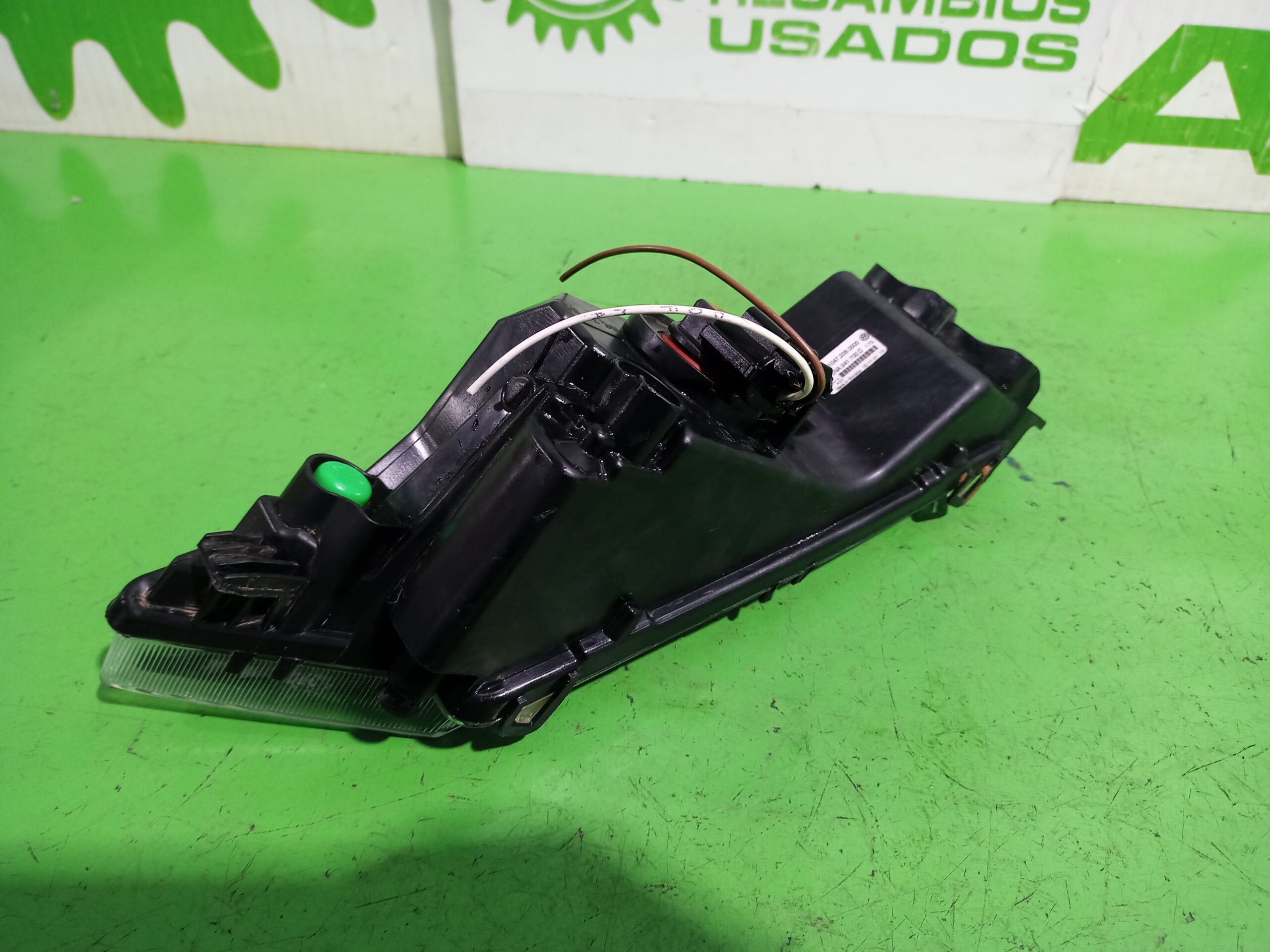 faro_antiniebla_derecho_5na941700d_volkswagen_t_roc_d11_basis