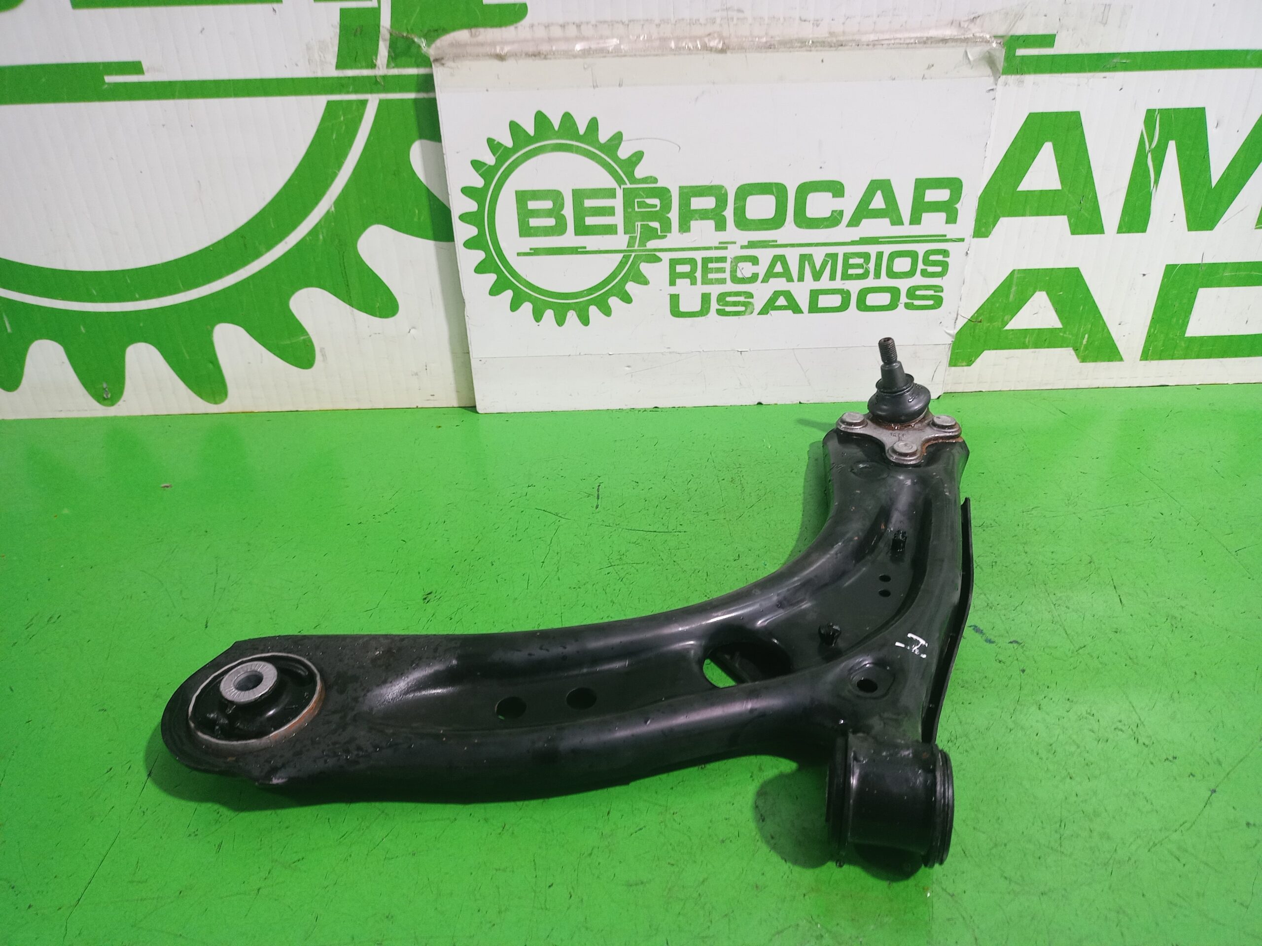 brazo_suspension_inferior_delantero_izquierdo_5wa407151_volkswagen_t_roc_d11_basis