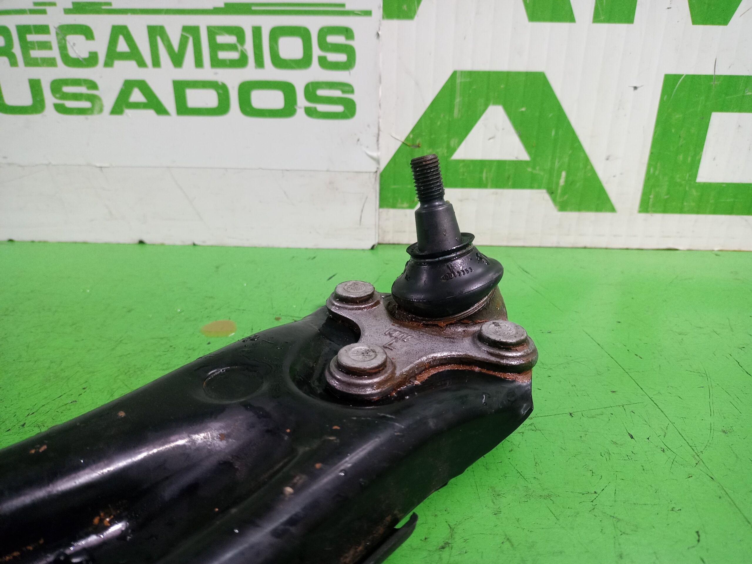 brazo_suspension_inferior_delantero_izquierdo_5wa407151_volkswagen_t_roc_d11_basis