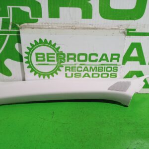 moldura_2ga867233_volkswagen_t_roc_d11_basis