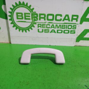 asidero_techo_delantero_izquierdo_2g0857607_volkswagen_t_roc_d11_basis