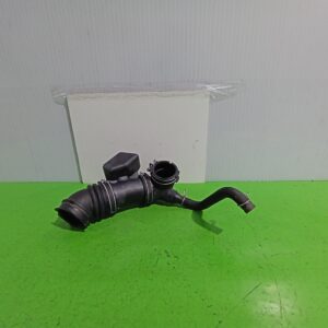 tubo_178800t050_toyota_auris_touring_sports_e18_hybrid_feel_edition