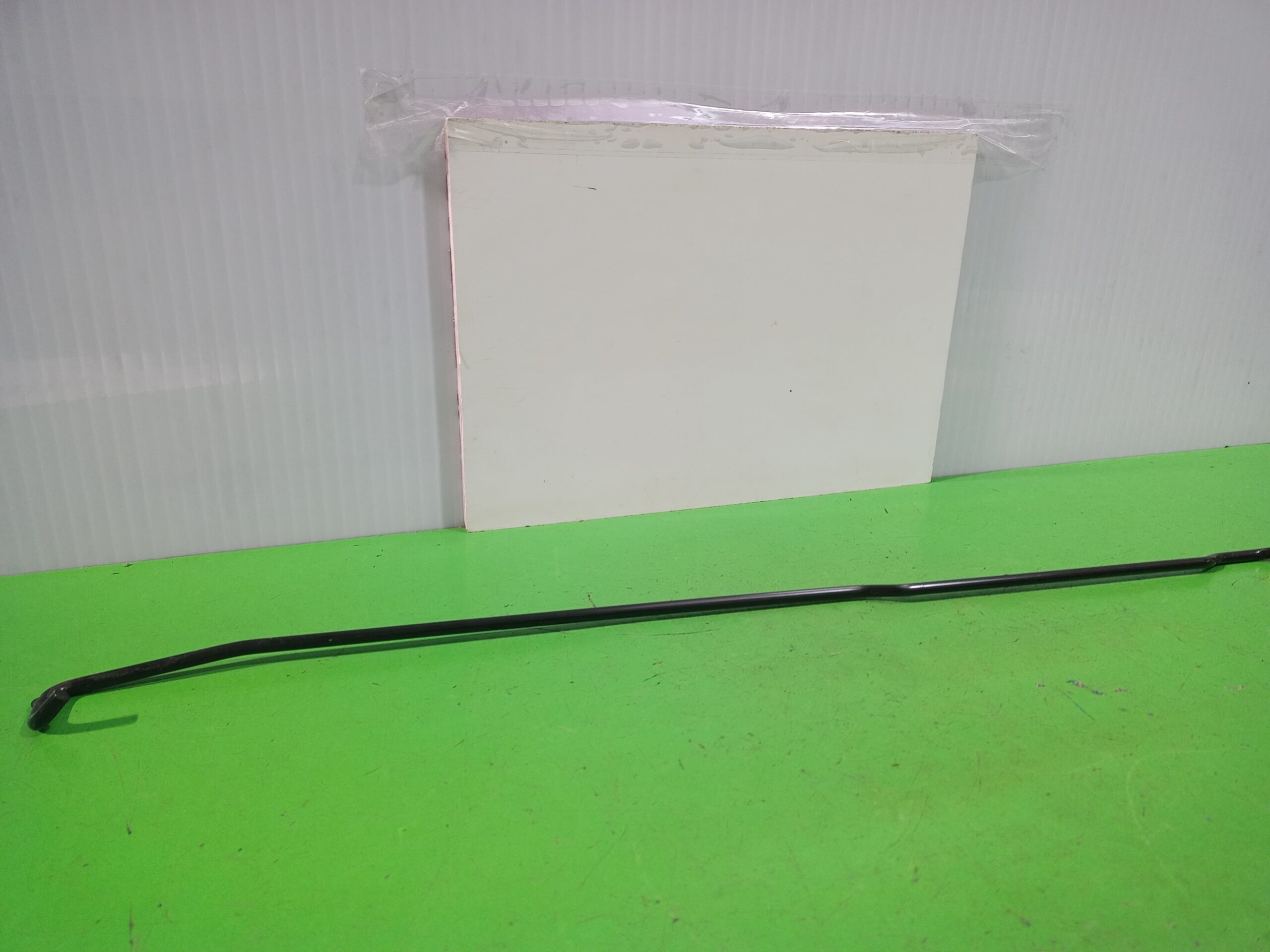 soporte_varilla_capot_2gm823363b_volkswagen_t_cross_advance