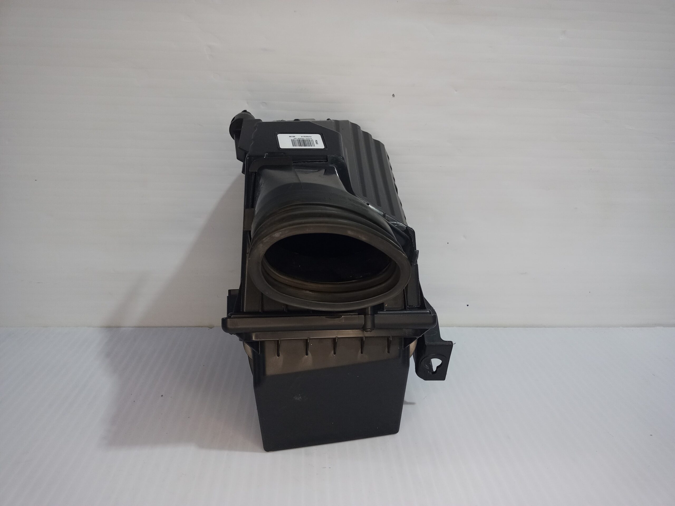 caja_filtro_aire_gj329600_jaguar_e_pace_x540_2_0_d150_awd