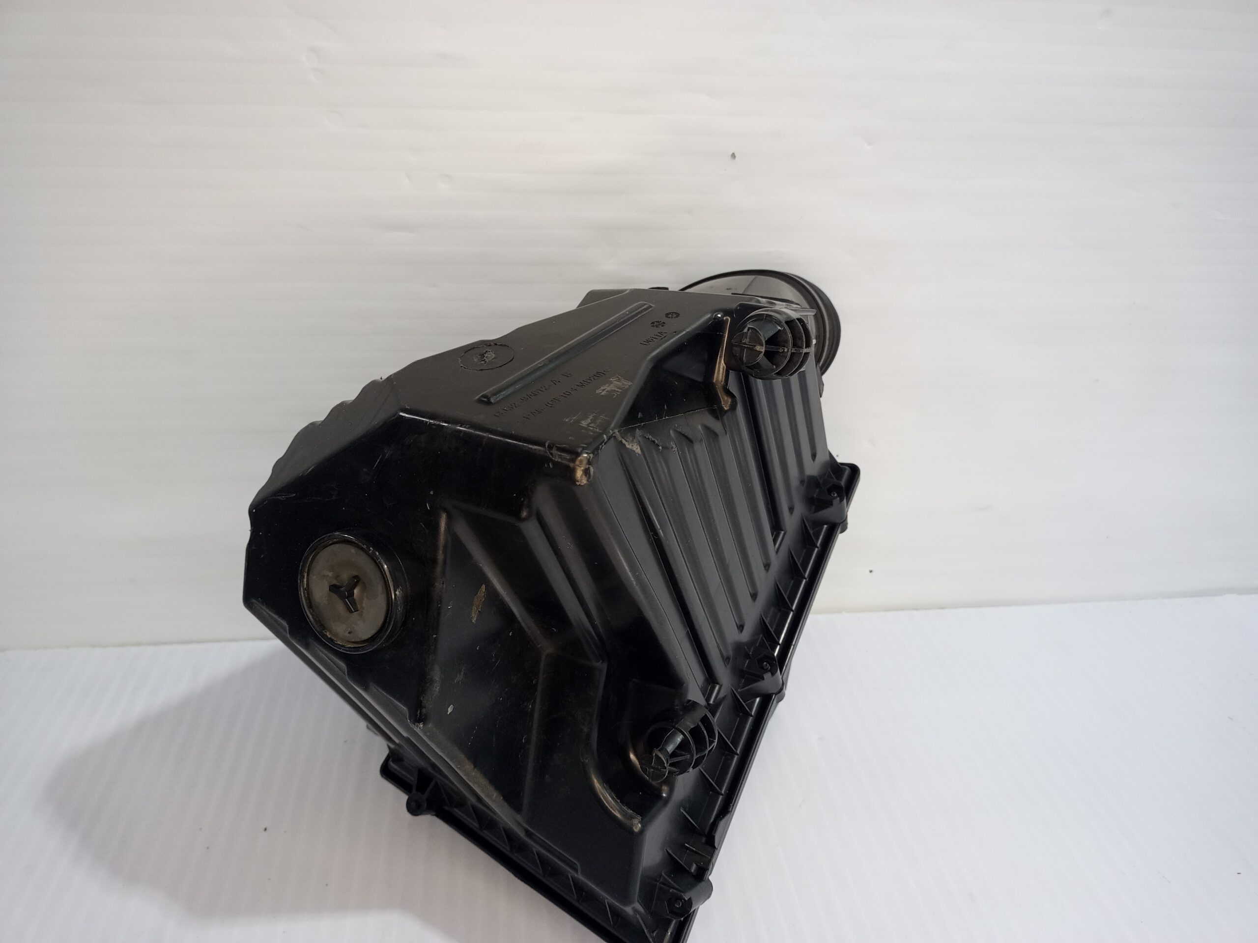 caja_filtro_aire_gj329600_jaguar_e_pace_x540_2_0_d150_awd