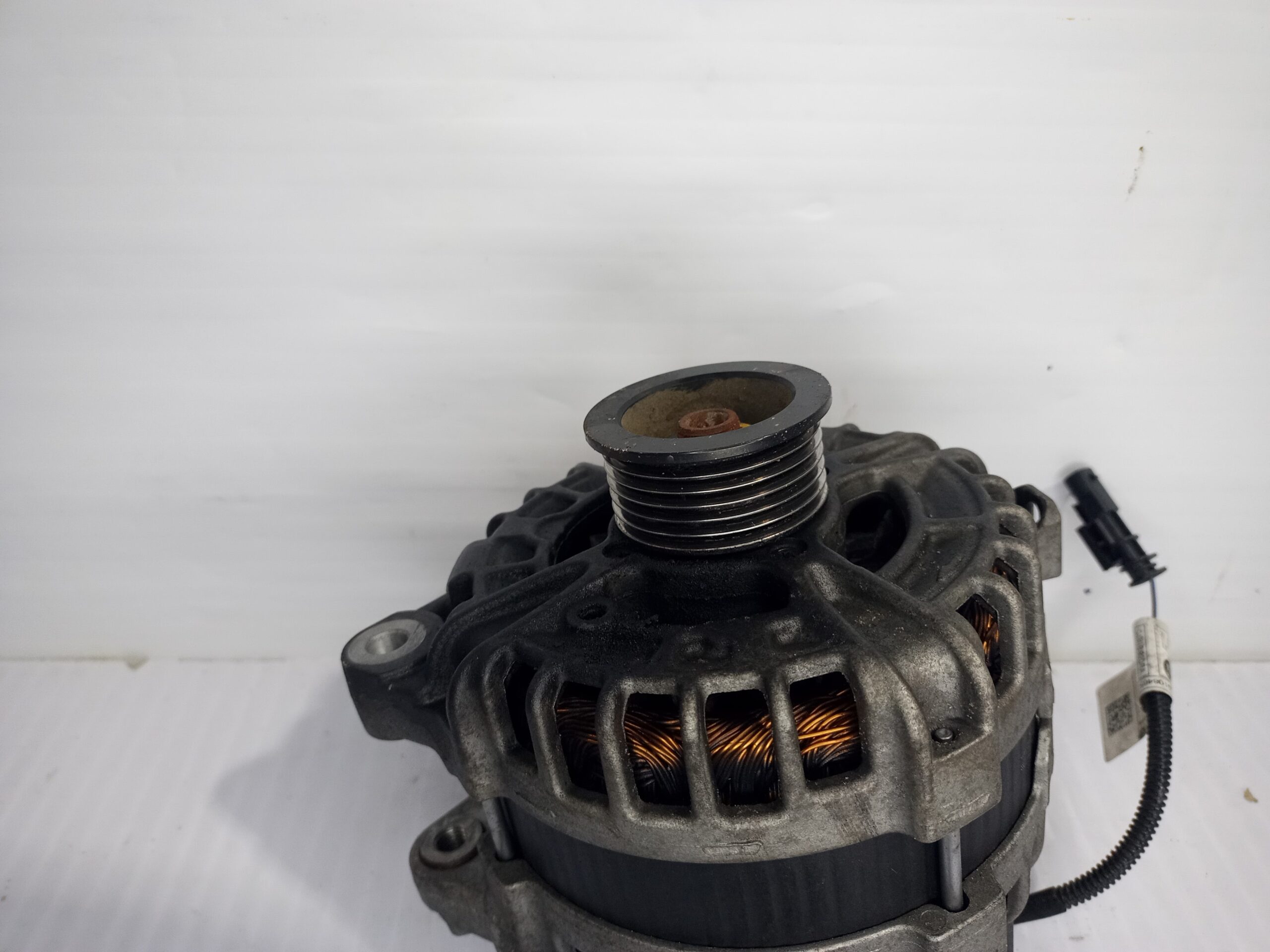 alternador_t2h26974_jaguar_e_pace_x540_2_0_d150_awd