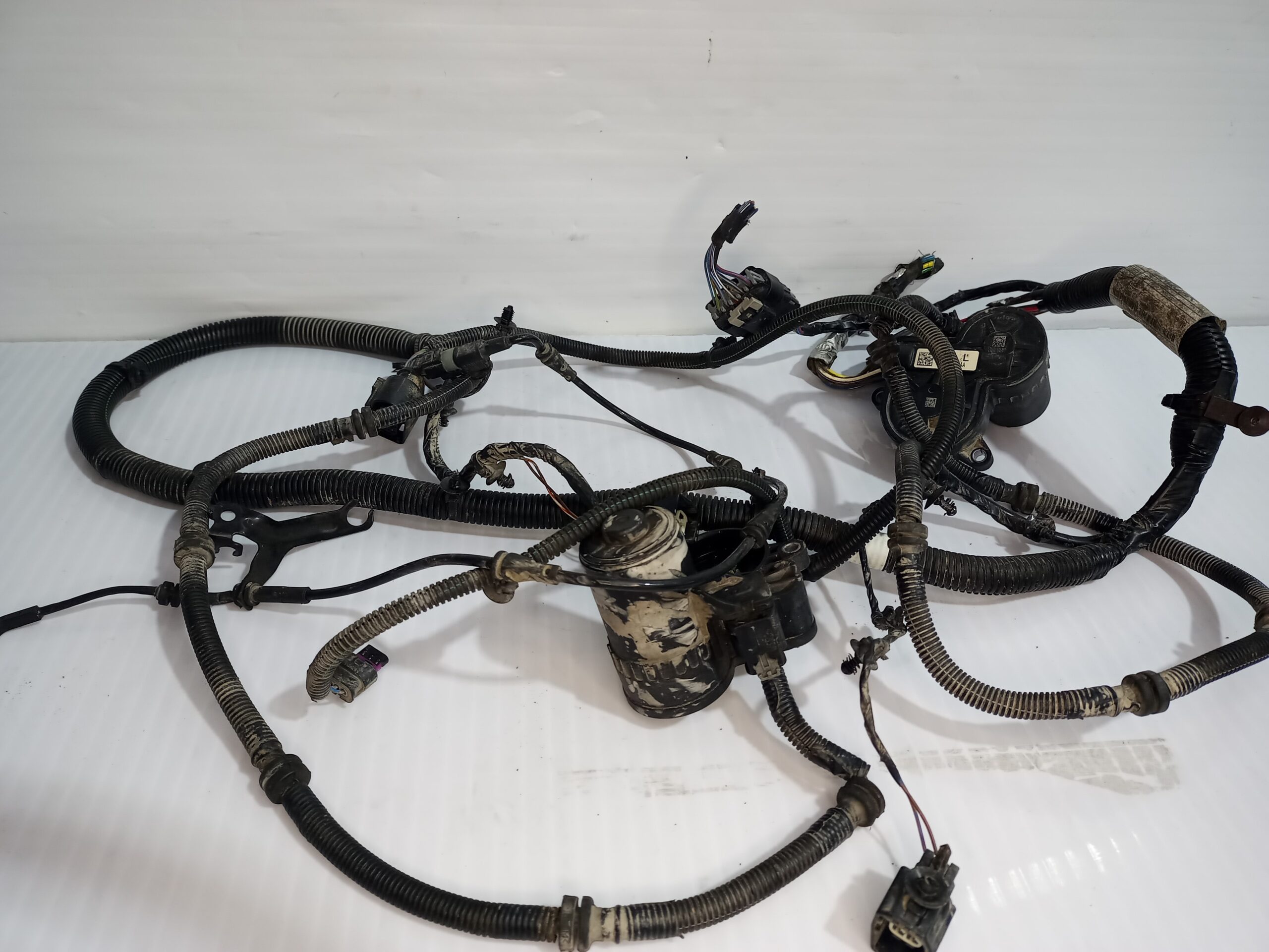 freno_de_mano_electrico_j9c39l468_jaguar_e_pace_x540_2_0_d150_awd